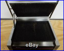 ADcraft Panini press with Cast iron grooved plates