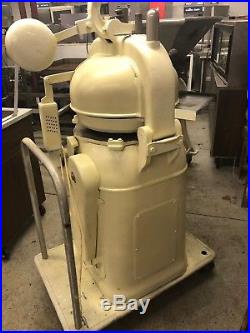 Nice Used Fortuna Dough Divider And Rounder Bun Semi Automatic with 3 Plates